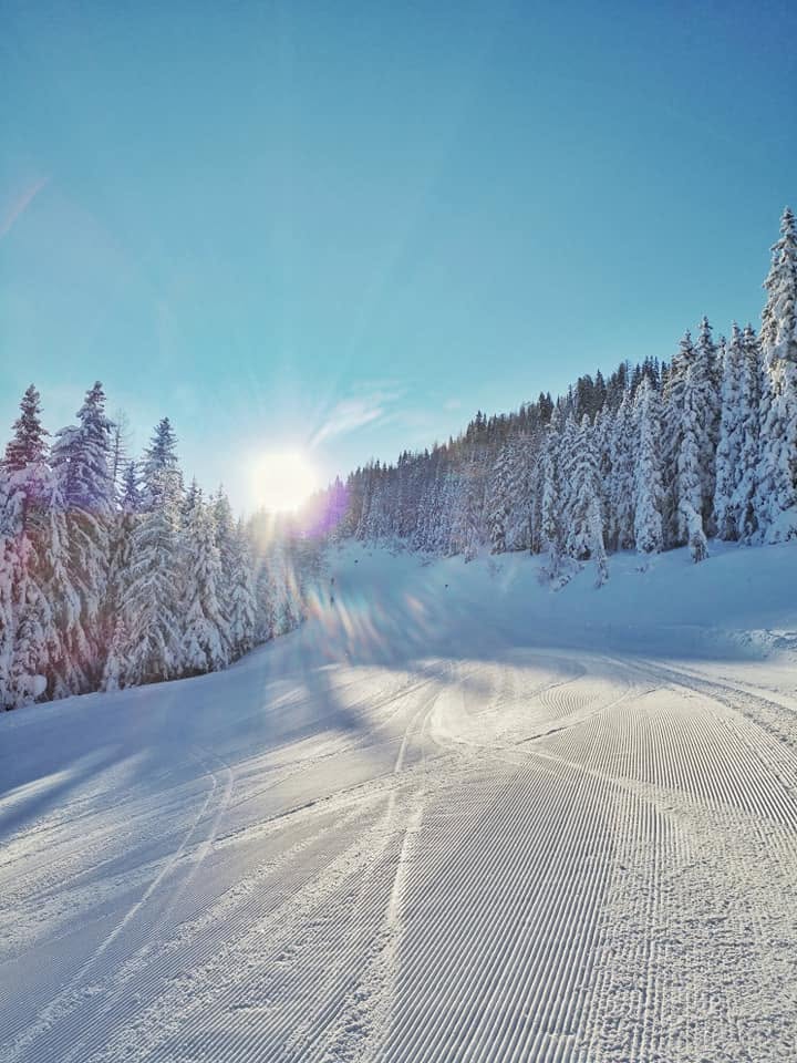 Winter – sunshine above the slope